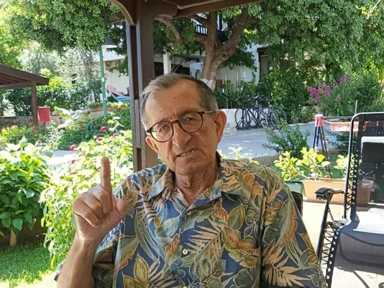 Atatürk'ün çizdiği yoldan yürüdü, Türkiye'nin gururu oldu.