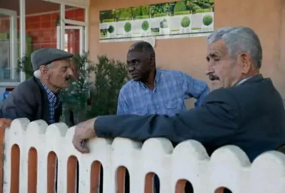 afroturk-42770f807f04fccfa.jpg