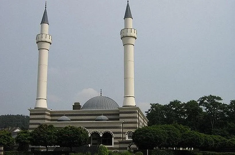 beringen_camii_zps0jtqdjne.webp