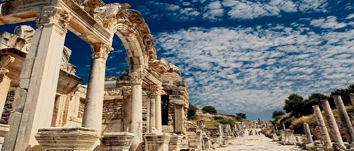 Efes-_Antik-_Kenti6.jpg