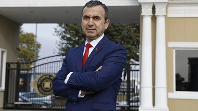 naimbaburoglu-fotosozcu-660x371.webp