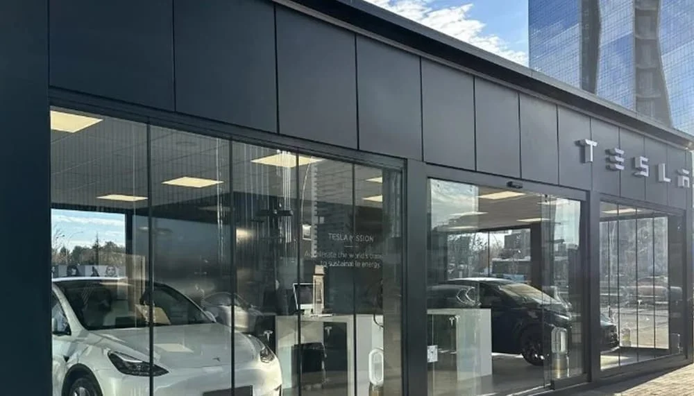 Tesla Türkiye’de İlk Showroom Mağazasını Açtı