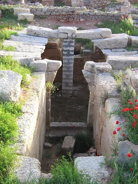 Ugarit (Ras Şamra) Kavmi