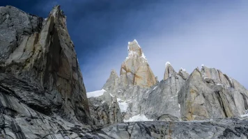 cerro-torre-dagi_c1e83e11cb443e05.webp