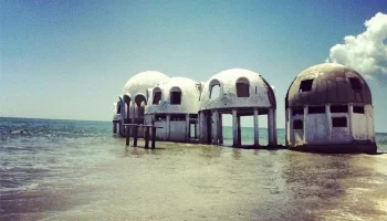 Dome-houses-_Southwest-_Florida.webp