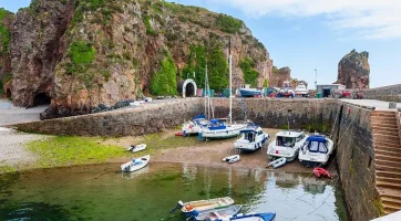 sark3.webp