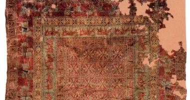 pazirik-halisinin-sembolik-motifleri.webp