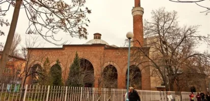 imaret-camii-bulgaristan.webp