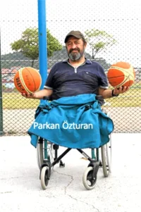 Parkan Özturan, hayatını kaybetti