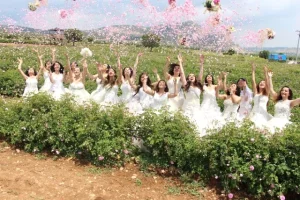 isparta-da-gul-festivali-coskusud196d27d40908175.webp