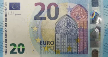 20euroc1fadfc926478a3f.webp