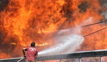 Hatasını kabul eden hükümet başka suçlular arıyor