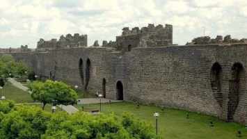 Diyarbakır Surları