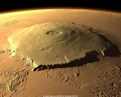 Güneş Sisteminin En Yüksek Volkanik Dağı: Olympus Mons