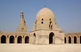 Tuluniye Camii