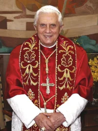 Papa XVI. Benedictus, Almanya'nın Bavyera eyaletinde doğmuştur. 