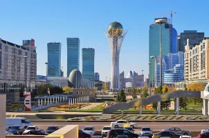  Ekonomik ve politik başkent Astana (Nur-Sultan)