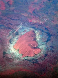 uluru-2.webp