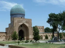 Bibi Hanım Camii