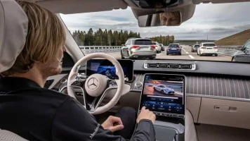 Mercedes'ten Tesla'ya Rakip Otopilot: Drive Pilot