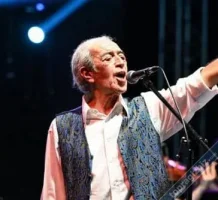 Edip Akbayram (1950-2025)