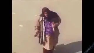 Dilenci Kadının Vicdanları Titreten Muhteşem Sesi İle İnsanlık Dersi