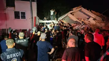 Balıkesir depreminde 1 can kaybı
