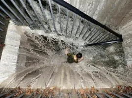 09rainwatercascadesdownstairschina670_d.webp
