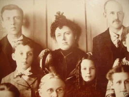 Post_Mortem_Family_Picture.webp