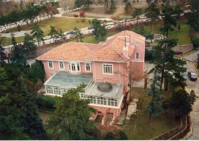 İsmet İnönü'nün Evi Pembe Köşk