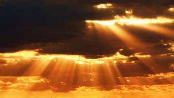 skyjpgygy.webp