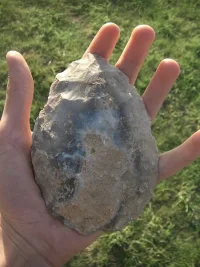 4173_62_450px-boxgrove_handaxe.webp