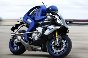 Yamaha'dan Sürücüsüz  Motosiklet - Motobot