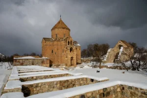 akdamar-adasinda-kis-guzelligi-4.webp