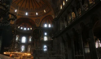 Ayasofya Camiisinin içinden bir görüntü