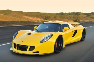 Dünyanın En Hızlı Üstü Açık Arabası - Hennessey Venom GT Spyder