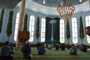 kirsehir-hamidiye-camii-3.webp