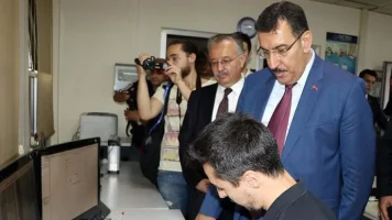 kapikulede-beklemeye-son-tasit-plaka-okuma-siste.webp