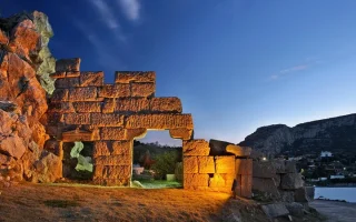 thebes.webp
